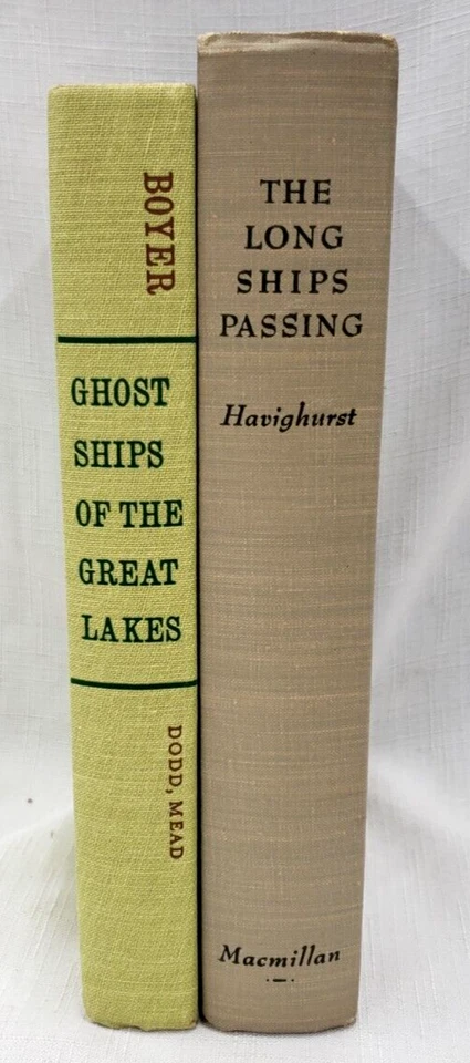 3) books: GREAT LAKES' GHOST SHIPS, SHIPWRECKS OF LAKE HURON, LONG SHIPS PASSING Foto 4 de 4