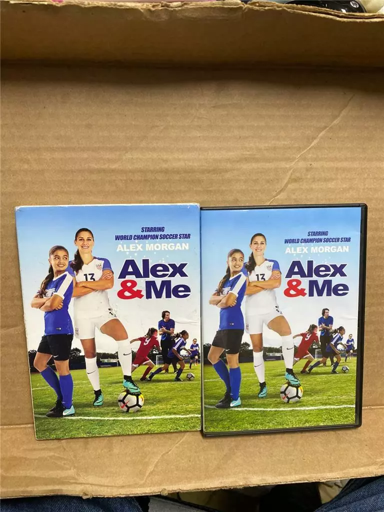 Alex & Me - Alex Morgan - World Soccer Star (2018 - DVD-WS)