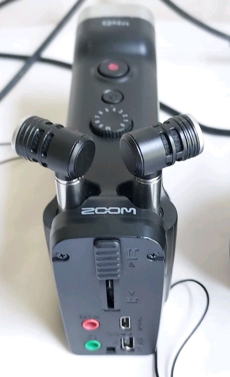 zoom q４ｎ Q4n_slant_left_front_mic_off.