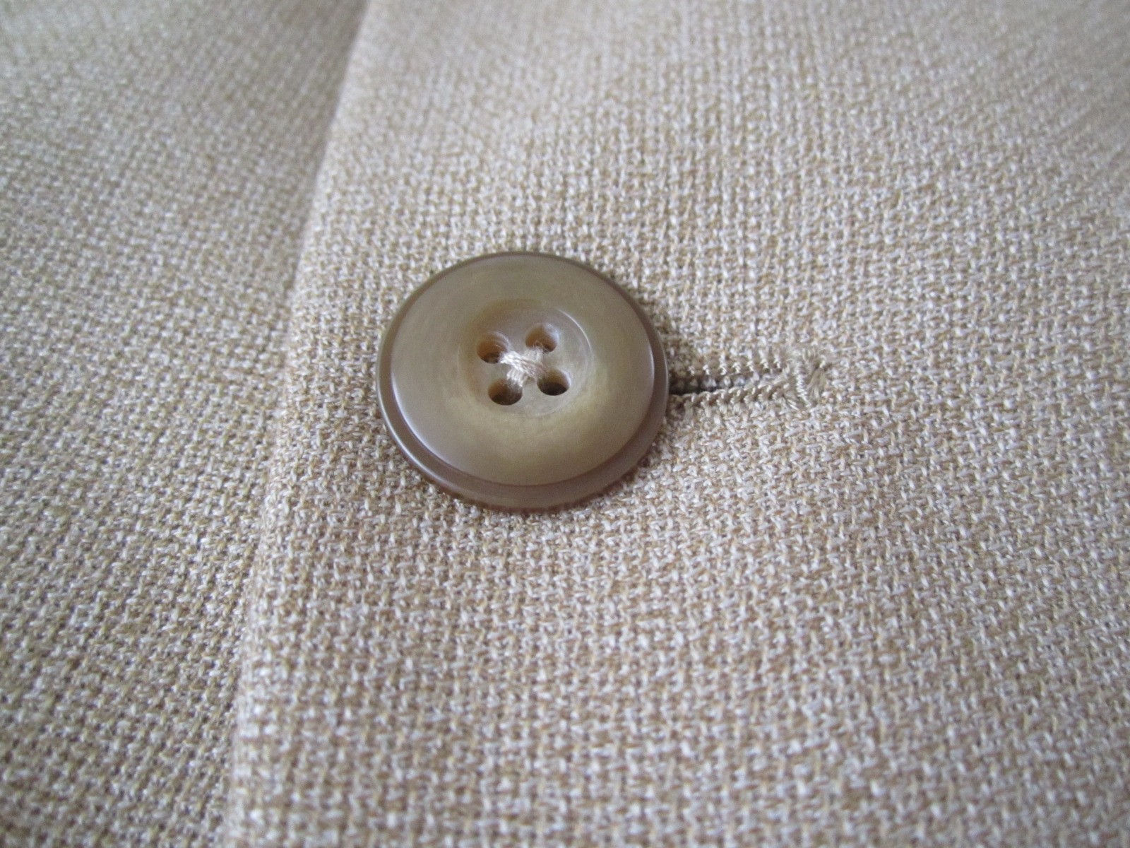 Men Stafford Essentials Polyester/Rayon 2 Button Blazer Jacket Sz 42R (MJ56) thumbnail 9