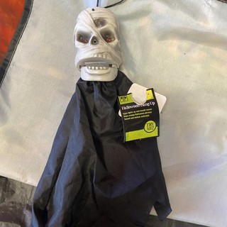 Halloween Prop Gemmy 2010 Hanging Talking Animated Mummy Head . Mini Head. Rare!