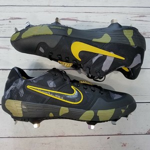 camo nike baseball cleats