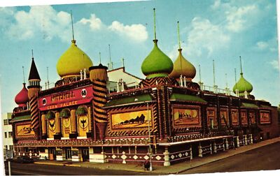 VTG Postcard- THE WORLD'S ONLY CORN PALACE, MITCHELL, SD Posted 1950/60s