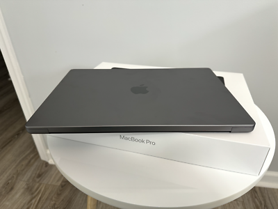 Apple MacBook Pro 16