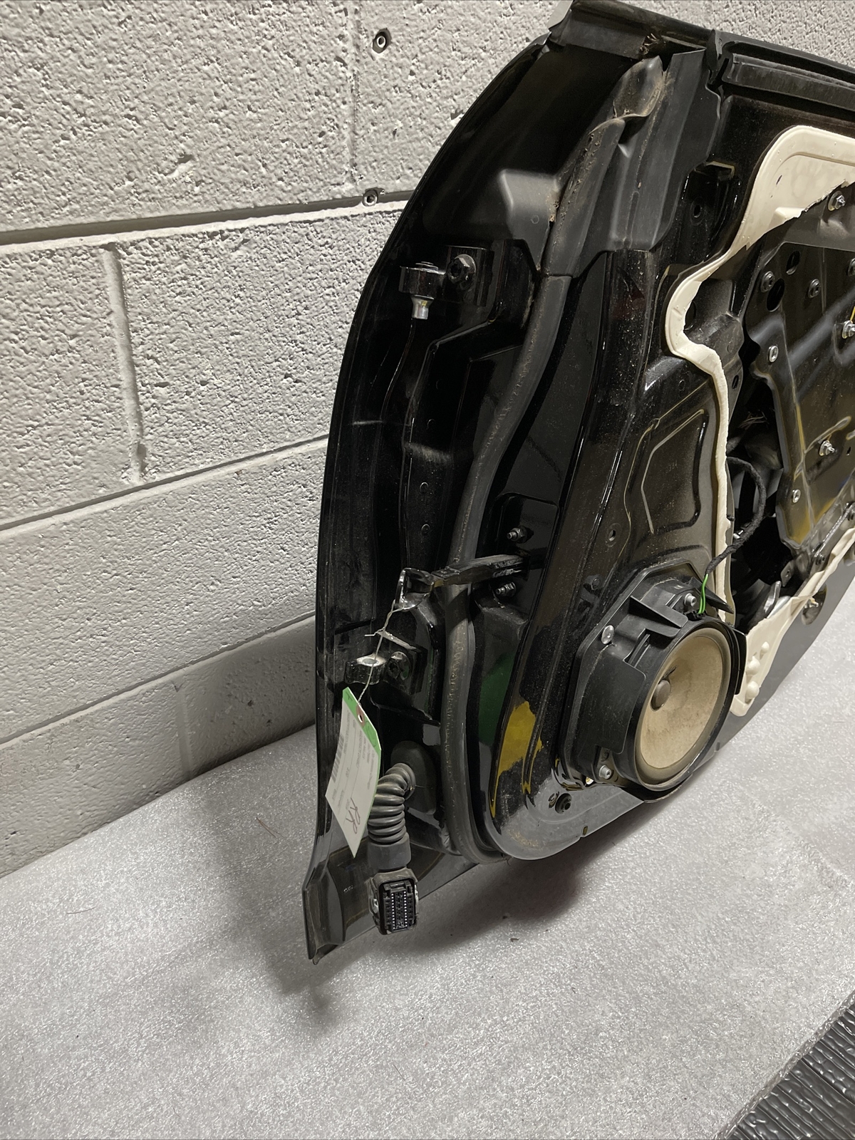 2014-2023 Maserati Ghibli Rear Right Door Shell Assembly Black OEM *NOTE*