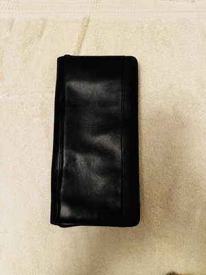 TUMI Zip Around Travel Wallet Card Case Wristlet Clutch Black Leather preowned