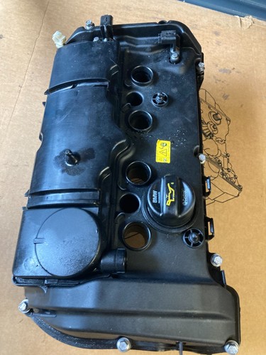 BMW F20 F21 F30 F31 N13B16A N13 316i 116i VENTILDECKEL ZYLINDERKOPFHAUBE 7601863