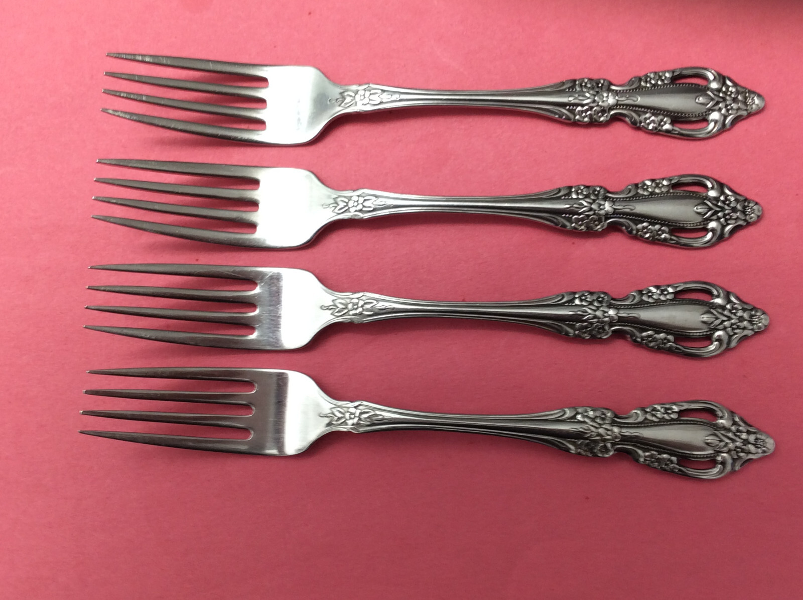 4 Oneida Distinction Deluxe RAPHAEL Stainless Dinner Forks eBay