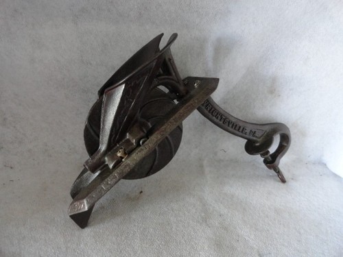 Antique Cherry Stoner pitter Wrightsville Hardware Co PA vintage hand crank - Picture 4 of 8