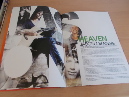 The Take That Tour Programme For 2006 - Picture 9 of 20