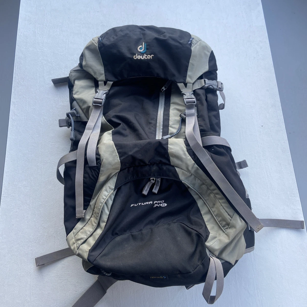 bag like nike hoops air max backpack Nike, Unisex, Varsity Elite (32L), Black/Black/Metallic Silver, One Size : Sports & Outdoors Coach Carrie Backpack 25 Color:BATAC-CHOICEDDC_AAP-18 color-navy-warm-yellow zippered main compartment provides