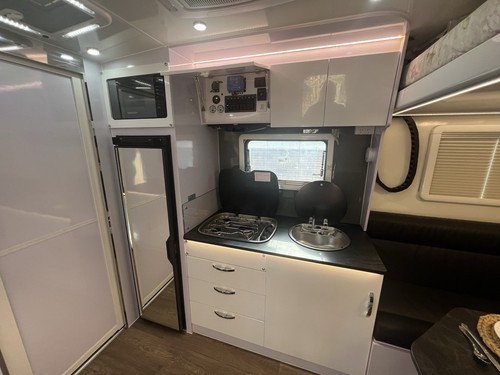 Tiny Home - Accomodation - Picture 7 of 18