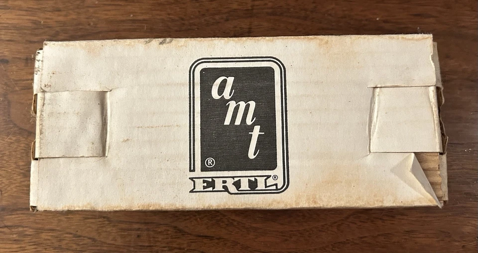 Chevrolet Corvette ZR-1 1991 AMT Ertl rojo brillante modelo promocional #6034 1:25 Foto 2 de 4