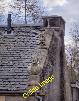 Foto 12x8 Giebelfiguren in Ceres Baltilly Diese beiden Figuren auf dem Dach o c2013