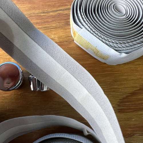 BICYCLE HANDLEBAR TAPES & PLUGS SOLID WHITE FITS SCHWINN & OTHERS VINTAGE NOS - Picture 11 of 11