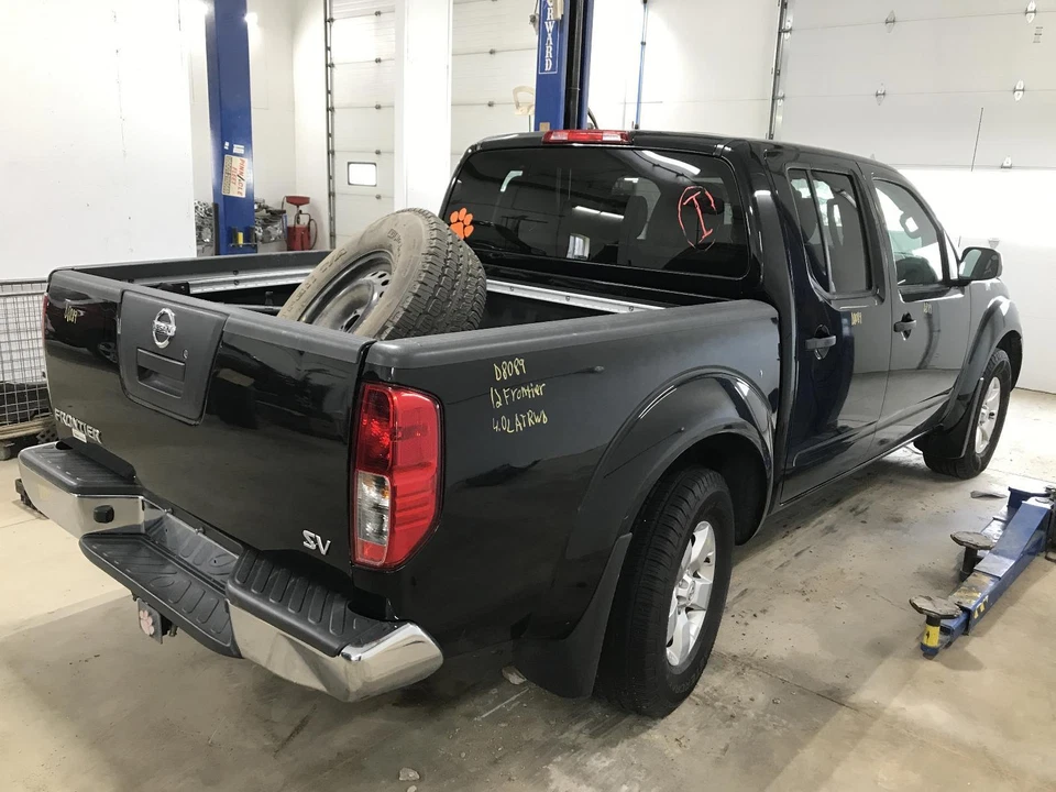Used Front Left Seat Belt Front fits: 2012 Nissan Frontier bucket driver retract - Image 3 of 4