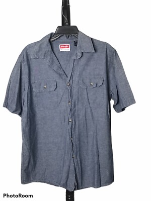Wrangler Men's Medium Blue Button Collared Pockets Shot Sleeve Cowboy Work Shirt