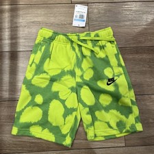 Nike Boys Shorts Youth Medium Green Sweat Shorts SportsWear Standard Fit