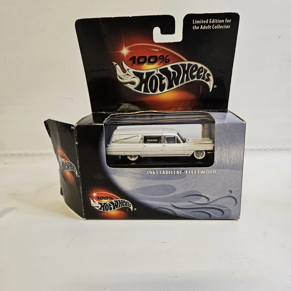 Cadillac Fleetwood 1963 caja negra 100 % Hot Wheels coche fúnebre blanco Larry Wood automático Foto 4 de 4
