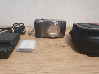 Sony Cyber-shot DSC H90 Digital Camera silbern Cybershot