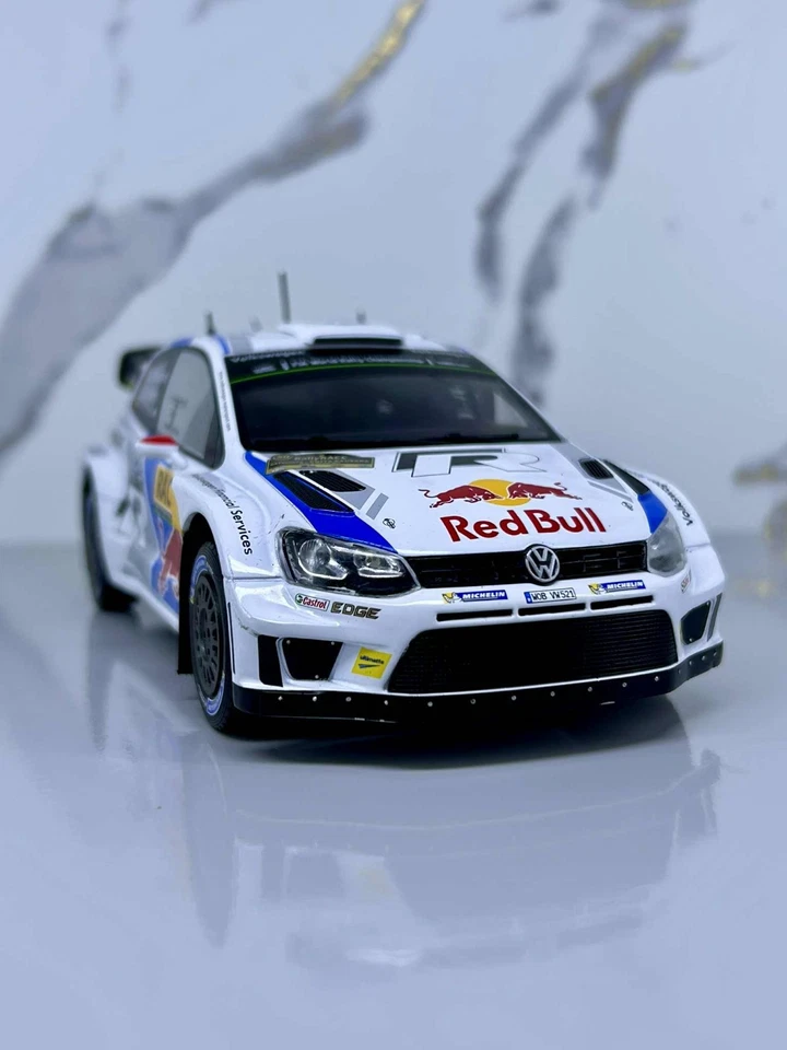 Volkswagen Polo R WRC #2 - J.M. Latvala 2014 - 1:24 IXO Diecast Model Rally Car Foto 2 de 4