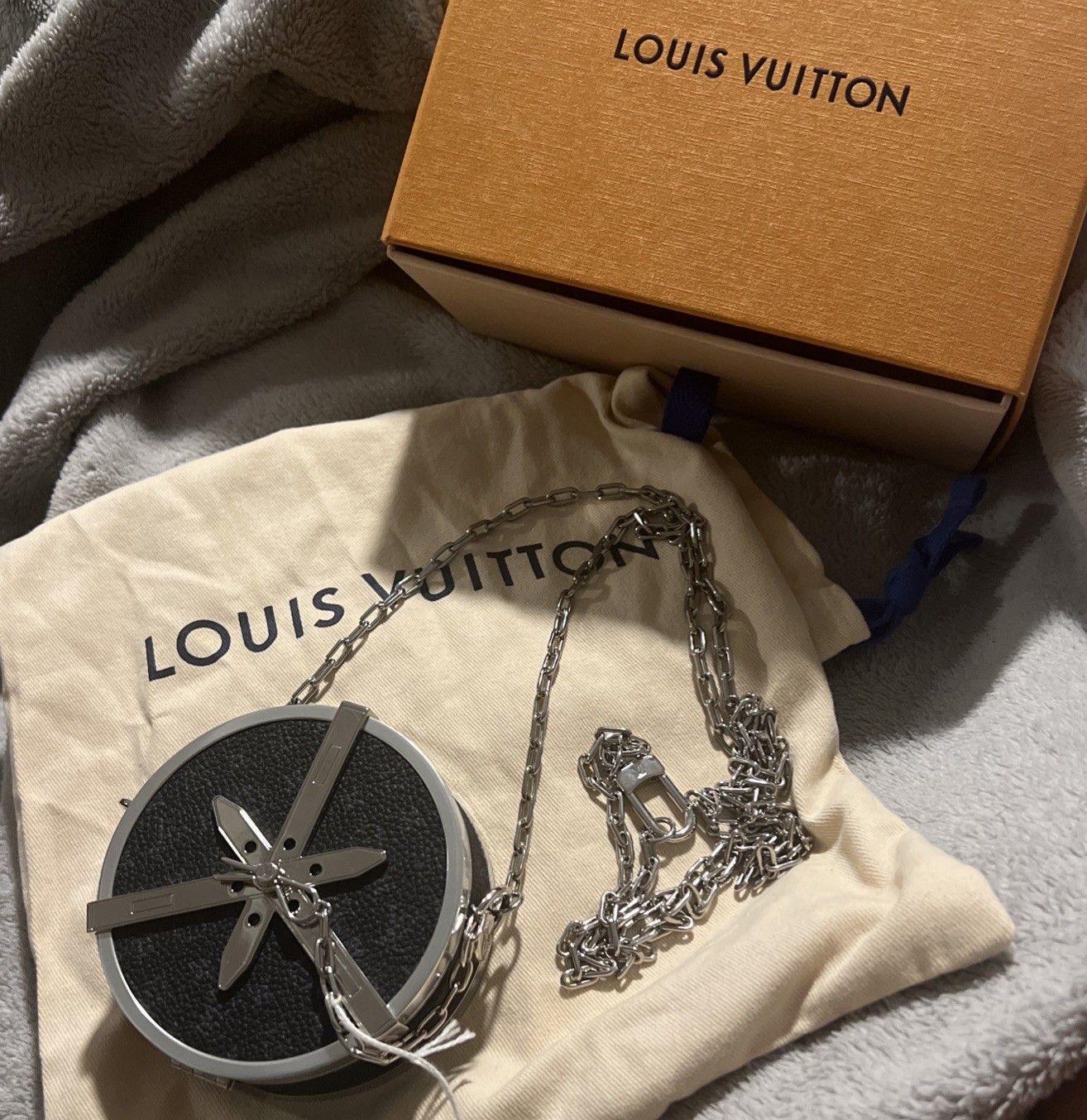 Louis Vuitton Monogram Eclipse Wheel Box Pouch Bl… - image 2