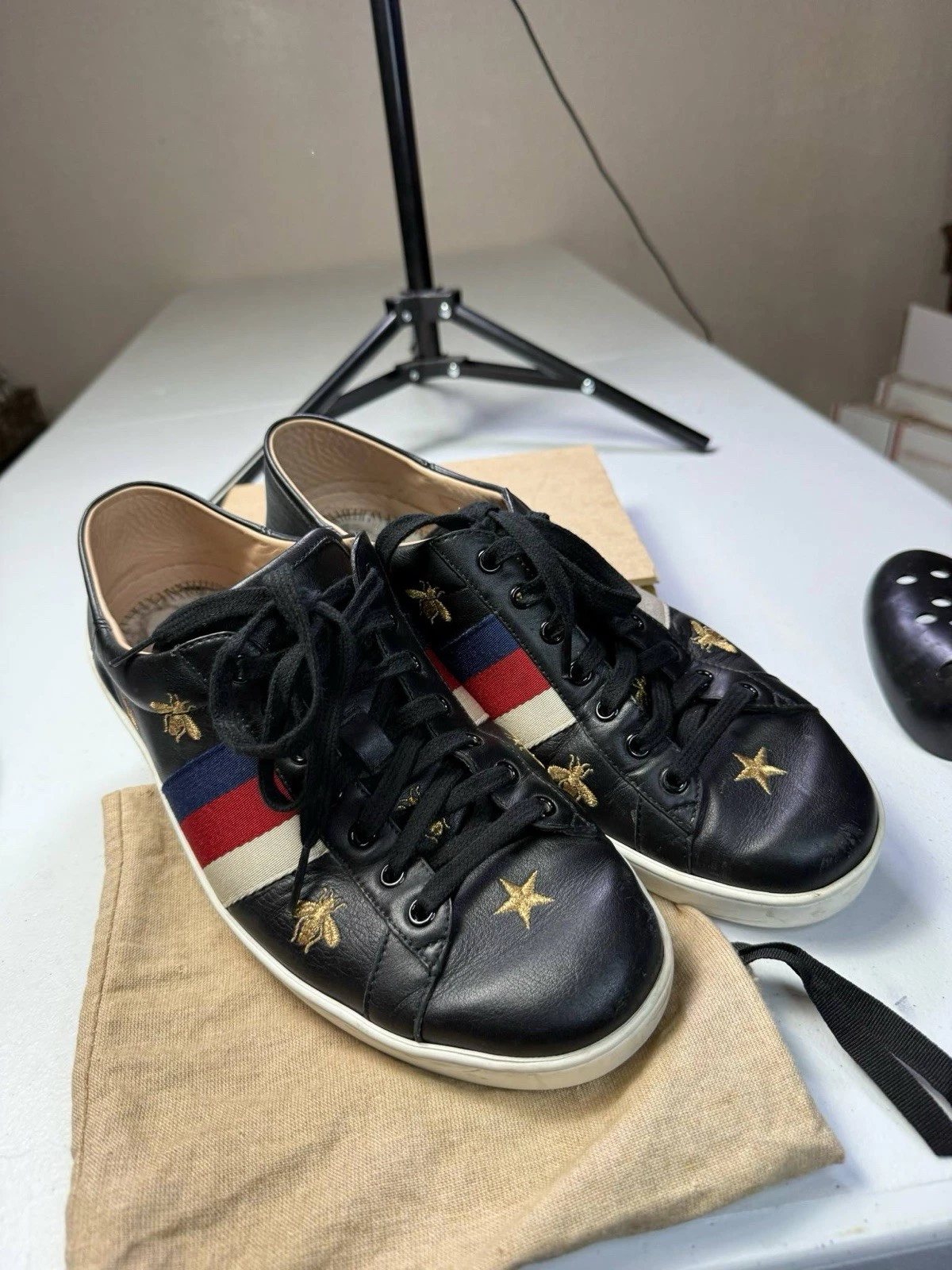 Baskets homme Gucci 10 G/11 US sangle as étoile abeille noir sans semelles
