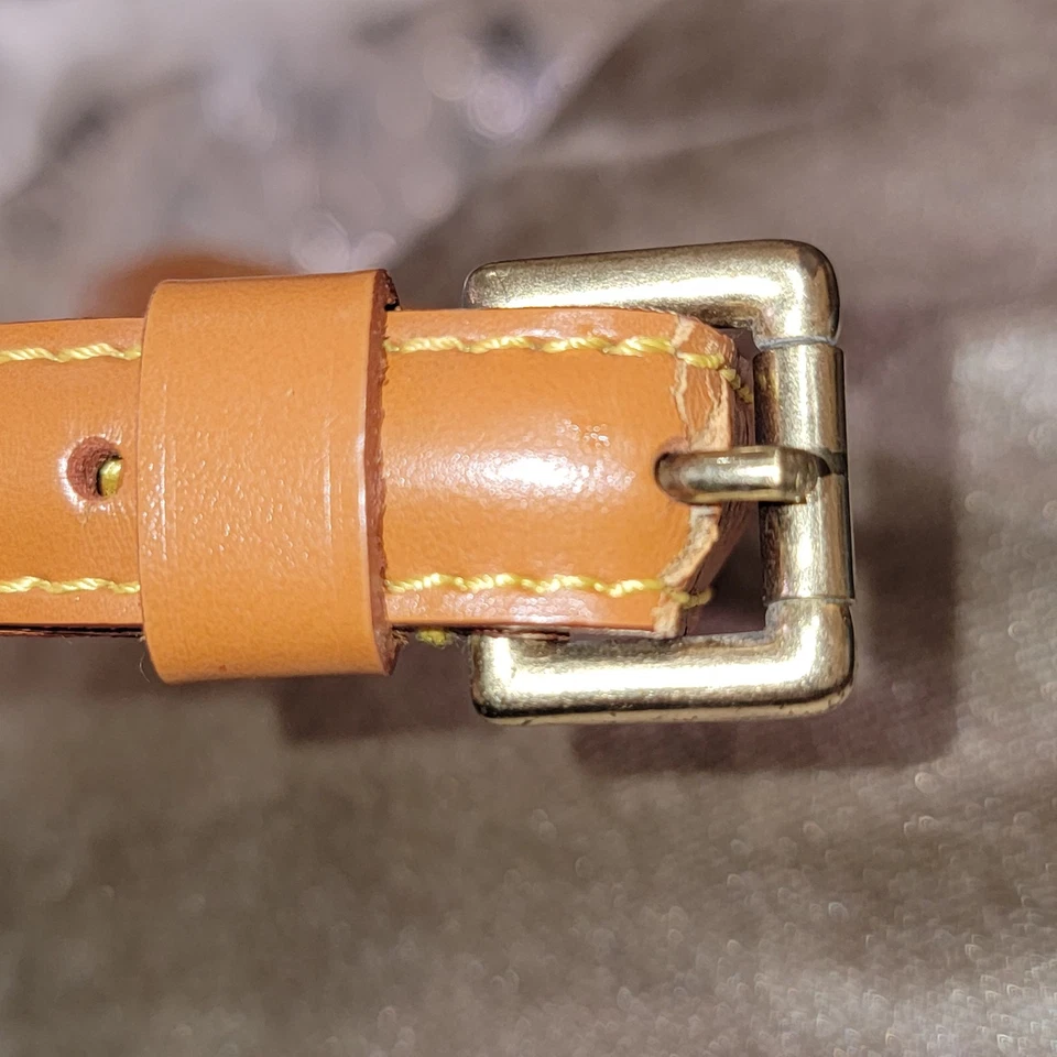 Auténtico Louis Vuitton Alma MM marrón Epi usado en excelente estado con correa extensible Foto 4 de 4