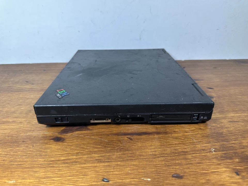 IBM Thinkpad 600 Laptop Windows 95 No power on AS-IS - Image 3 of 4