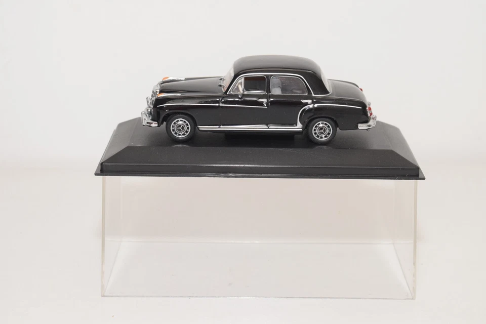 A47 1:43 MINICHAMPS 430 033000 MERCEDES-BENZ 220 SALOON 1956/59 黑色 完好带盒 — 第 2/4 张图片