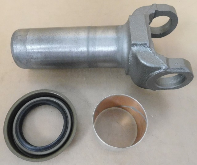 GM Th400 Trans Yoke 32spline 1350 Ujoint Long Reach for sale online