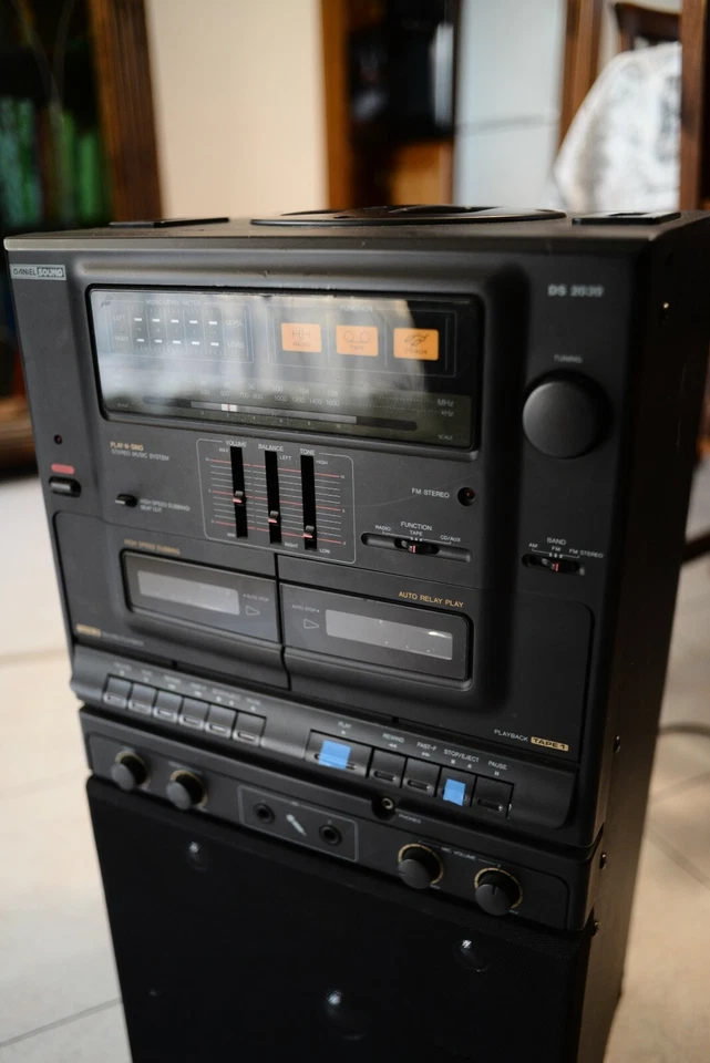 Amplificatore + doppia cassetta + cassa audio - Immagine 2 di 4