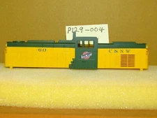 P129-004 C&NW CHICAGO AND NW CENTURY 415 DIESEL BODY SHELL HO SCALE IHC/MEHANO