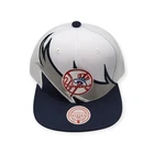 Mitchell & Ness New York Yankees Waverunner White/Navy Adjustable Snapback Hat