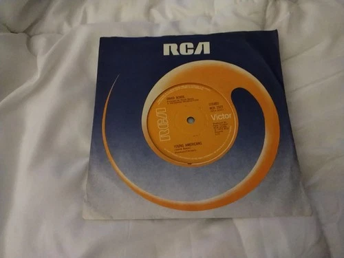 David Bowie - Young Americans - 7" Vinyl Single RCA2523 A2/B2 - 1st UK - 1975 Ex