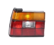 FARO FANALE FANALINO POSTERIORE PER VW JETTA 1983-1991 Sinistra 165945111 Nuovo