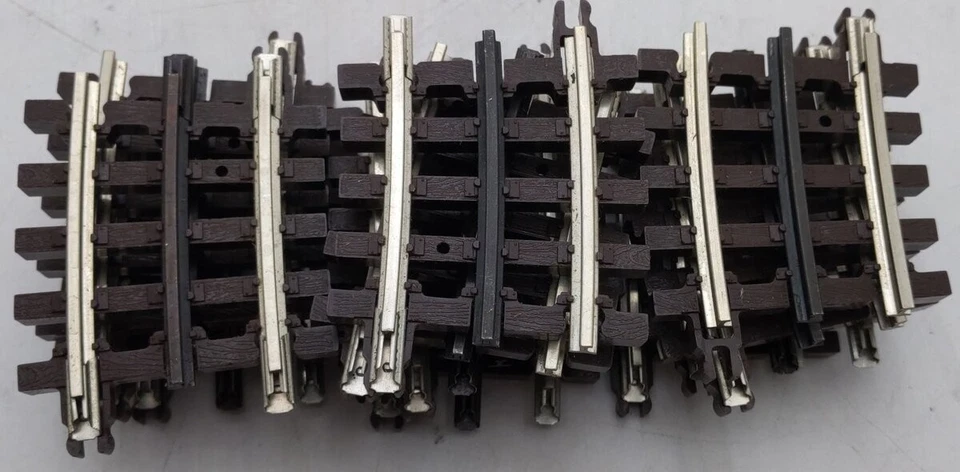 Atlas O Gauge 3-Rail Assorted Curved Track Sections [55] - Image 4 of 4