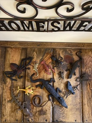 Vintage Rubber/plastic Bugs/creatures Lizard Lobster Gators Spiders Snakes Lot