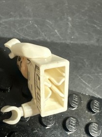 Lego Minifigure First Order Stormtrooper (SW0667) From Star Wars 75139 75132