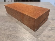 Produktbild - Mahagoni Sapele Hartholz Ableger Hobby Basteln L 320 x B 128 x T 67 mm