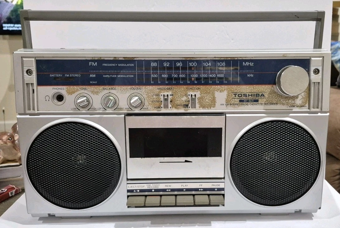Toshiba Portable Stereos & Boomboxes with Headphone Jack for sale