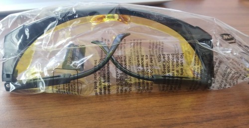 70+Yellow Lens Protective Safety Glasses UV ANSI Z87.1+ Side Protection LOT(B25) - Picture 3 of 5