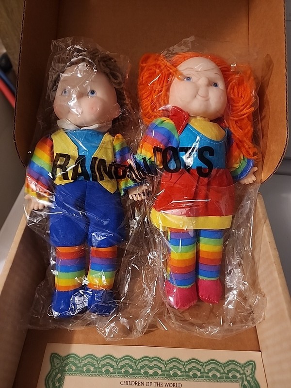  Children of the World Rainbow tots Two dolls NIP Rare 1985 Vintage New In Box