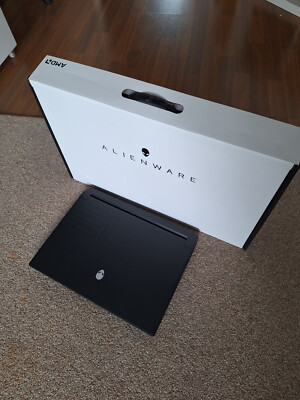 Dell Alienware m15 R5