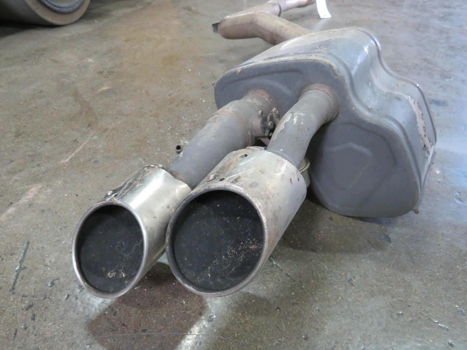 Maserati Quattroporte, LH, Left, Muffler, Used, Dented Tip, P/N 670030851
