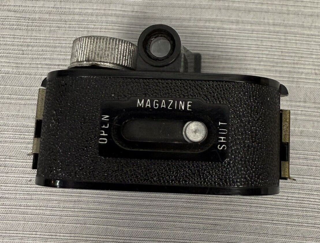 Whittaker Pixie Micro 16 Subminiature Camera, Missing Shutter