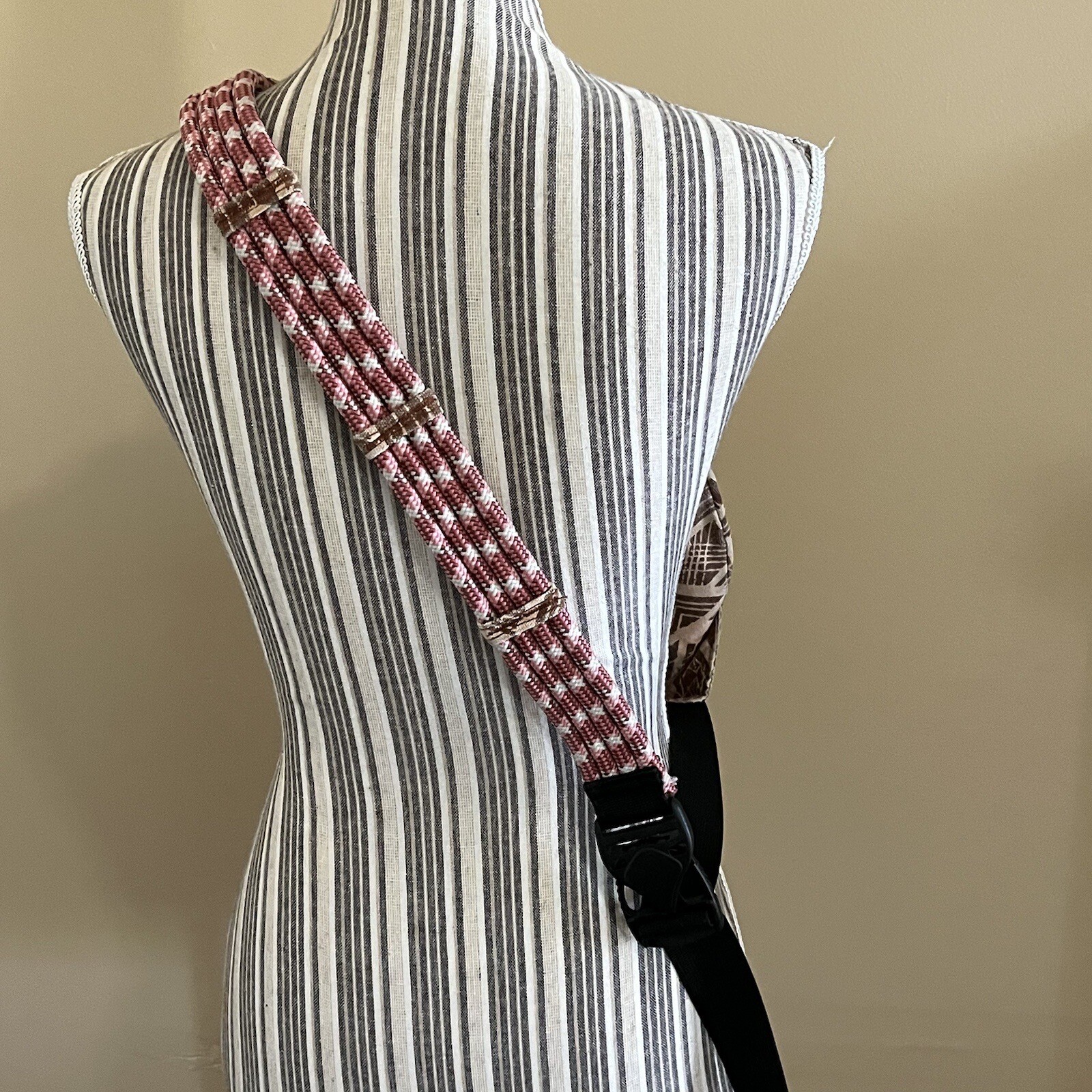 Kavu Original Rope Sling Bag Floral Crossbody Backpac… Gem