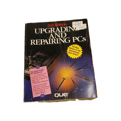 UPGRADING AND REPAIRING PCs, 2nd EDITION.  QUE