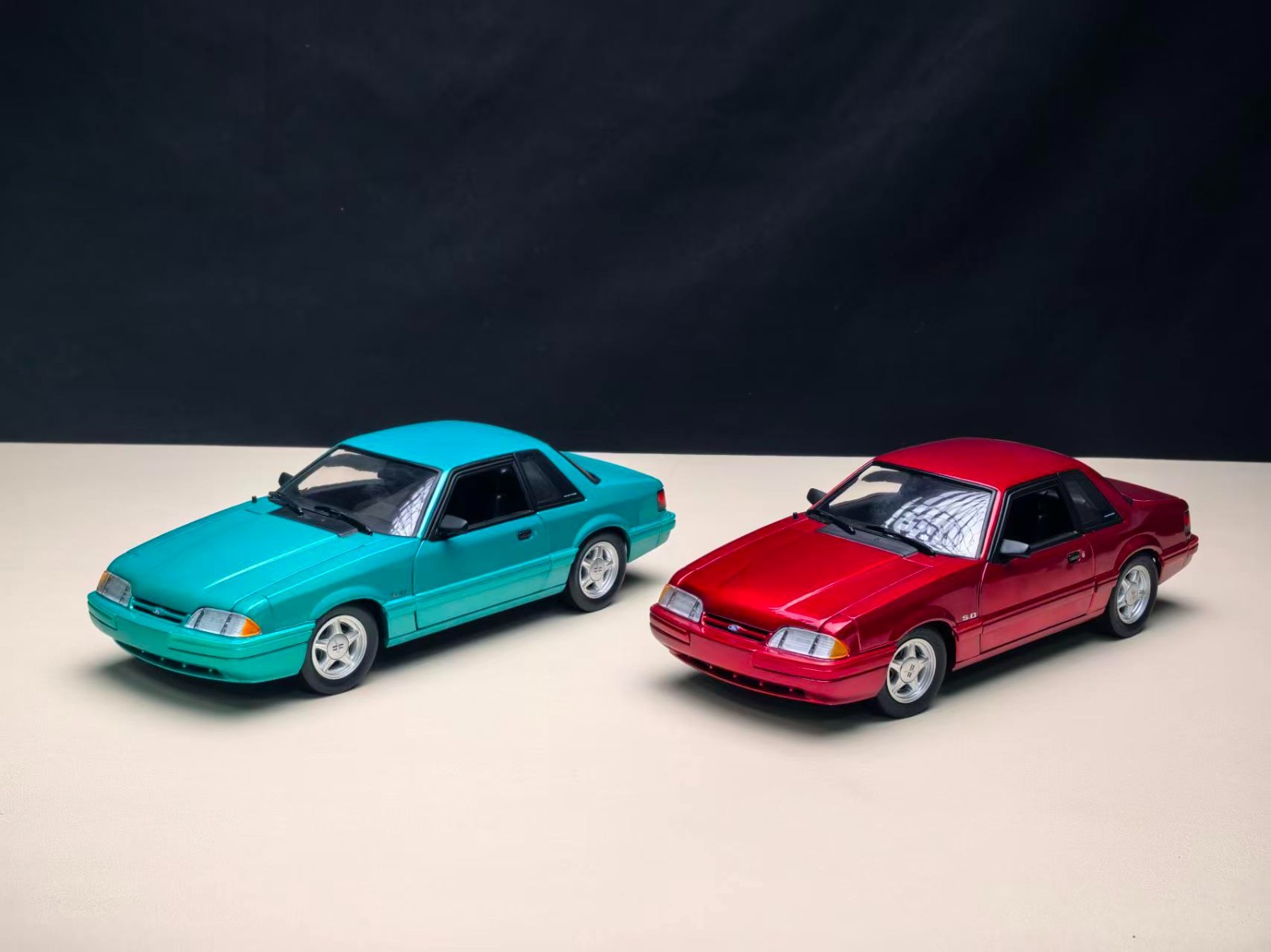 GMP 1:18 1993 Ford Mustang LX 5.0  2 colors available;Available in 2 colors