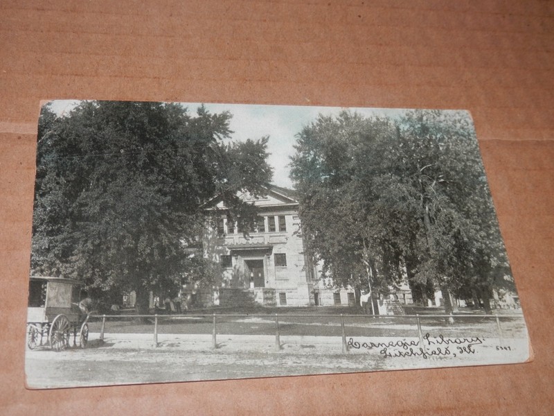 LITCHFIELD ILLINOIS - 1907-1915 ERA POSTCARD - CARNEGIE LIBRARY - HORSE - WAGON